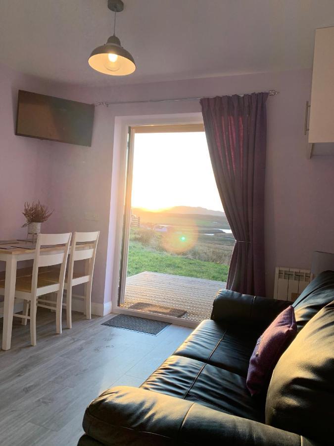 Hebridean Holiday Cabins Breasclete Exterior foto