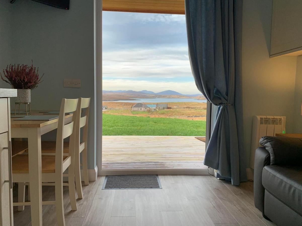 Hebridean Holiday Cabins Breasclete Exterior foto